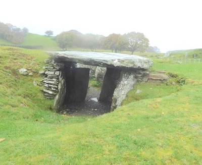 Capel Garmon 3